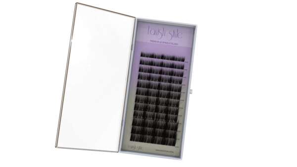 3D W Wispy Lashes - Image 3
